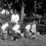 Problematika Hormat Pada Guru: Meluruskan Persepsi yang Salah Tentang Membungkuk